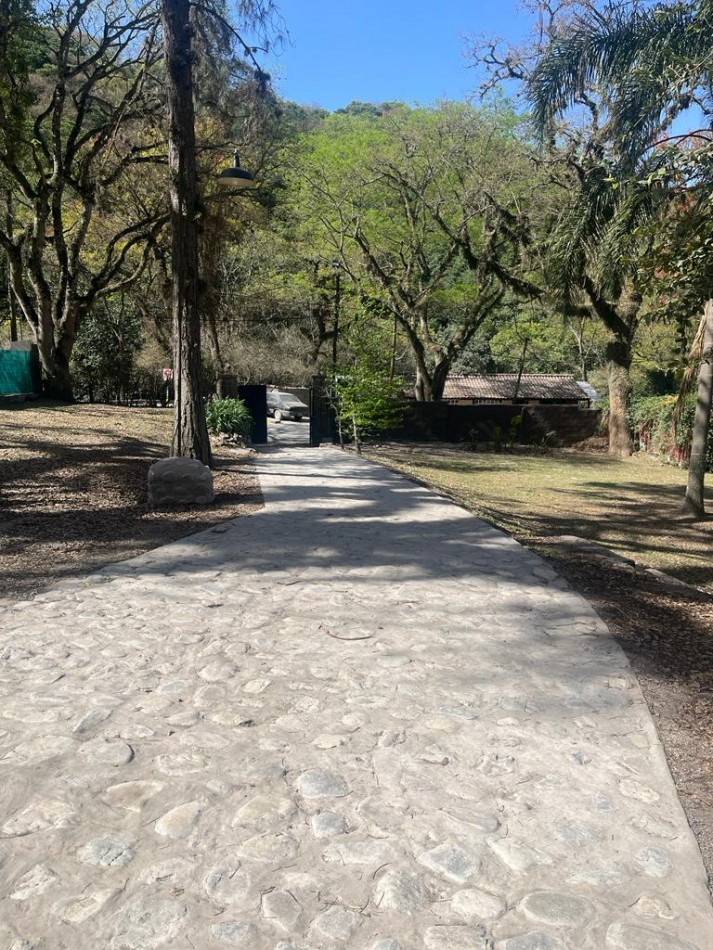 Casa de 3 dormitorios en San Lorenzo al pie de la Quebrada